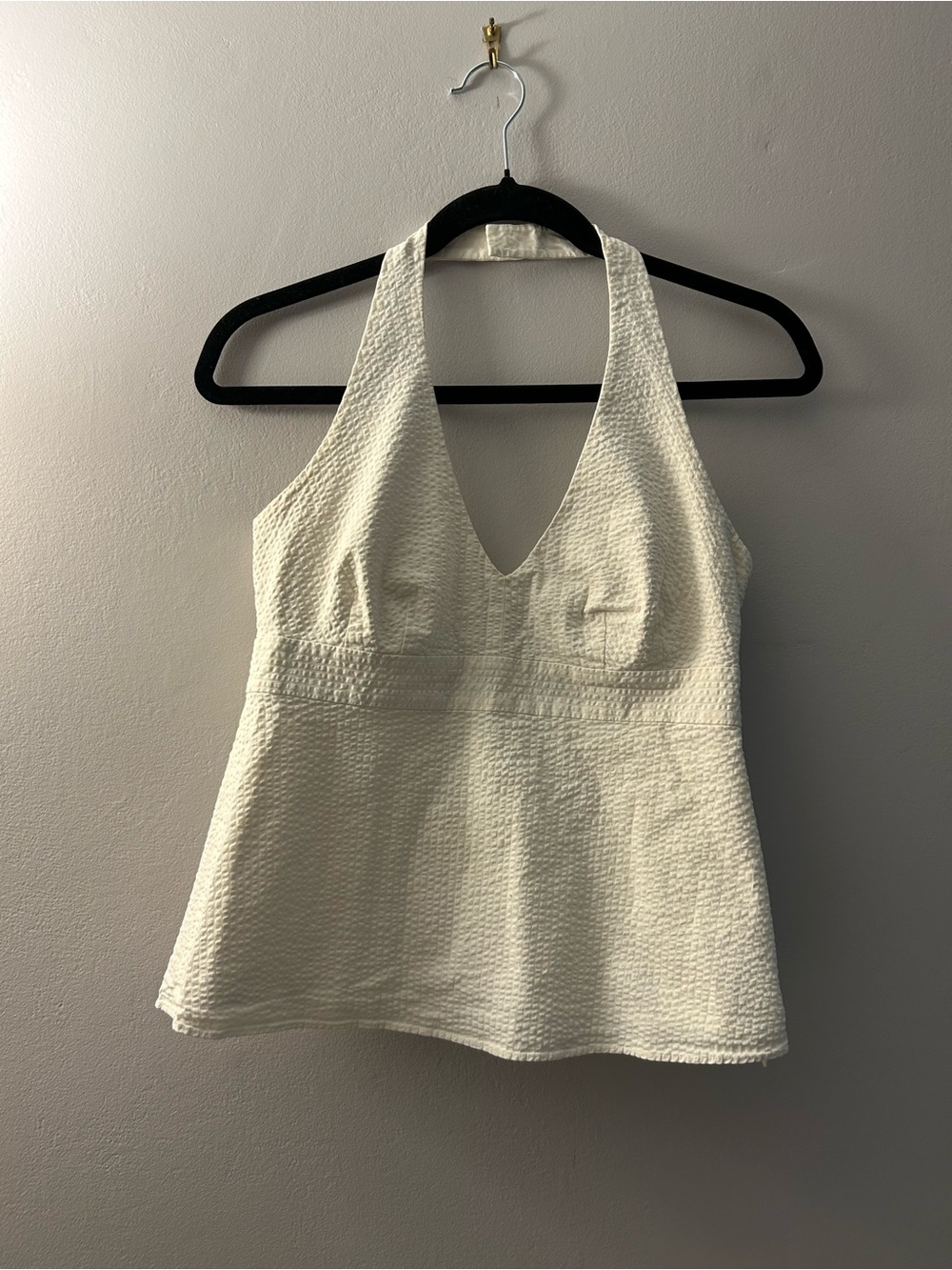 Vineyard Vines Halter Top
Seersucker White Women's Size 4 Cotton